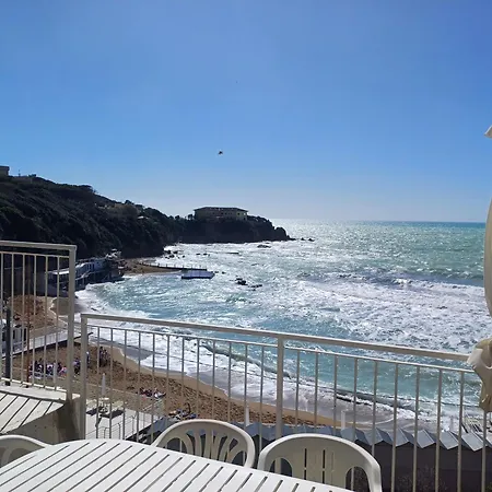 Sea-front Loft In Liberty * Castiglioncello