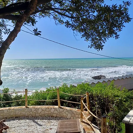 Sea-front Loft In Liberty Appartement Castiglioncello