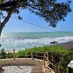 Seafront Loft In Liberty Daire Castiglioncello
