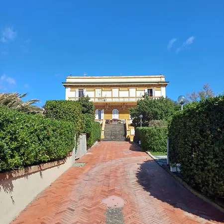 Sea-front Loft In Liberty * Castiglioncello
